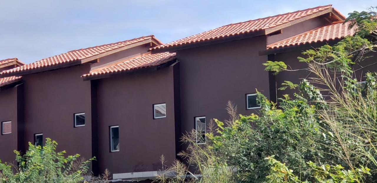 Hotel Residencial Costumes Brasileiras Bombinhas Esterno foto